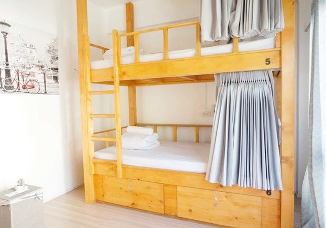 Hostel Bunk Boutique Cnx Chiang Mai Zewnętrze zdjęcie